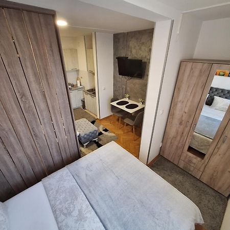 Dado Apartman Lägenhet Kraljevo Exteriör bild