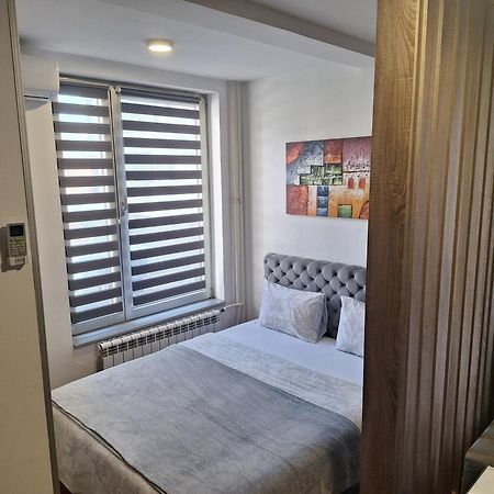 Dado Apartman Lägenhet Kraljevo Exteriör bild