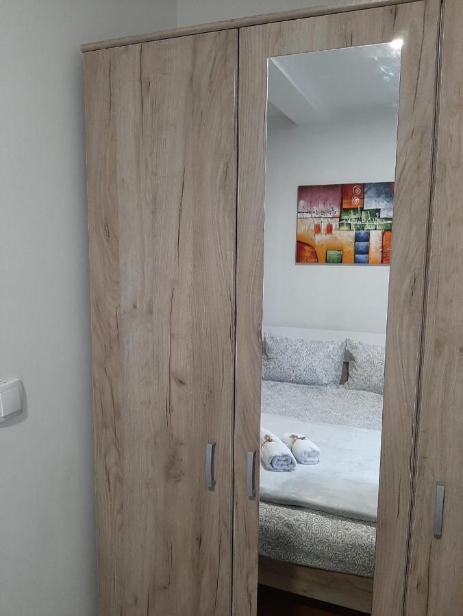 Dado Apartman Lägenhet Kraljevo Exteriör bild