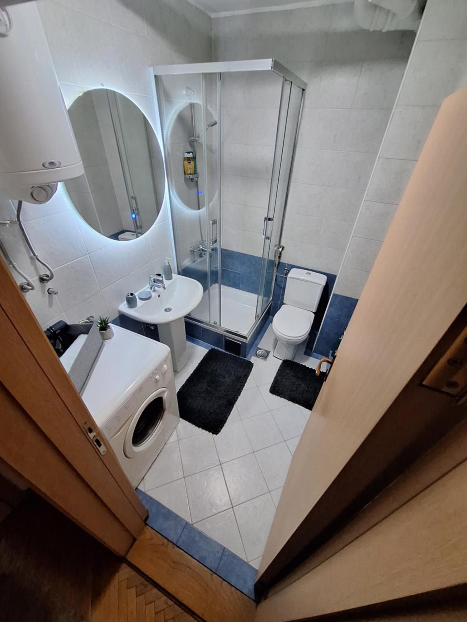 Dado Apartman Lägenhet Kraljevo Exteriör bild